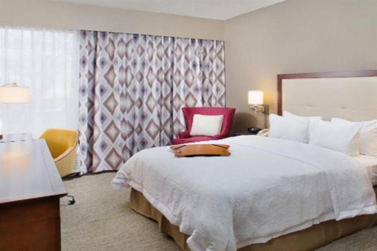 Hampton Inn Philadelphia/Willow Grove Buitenkant foto